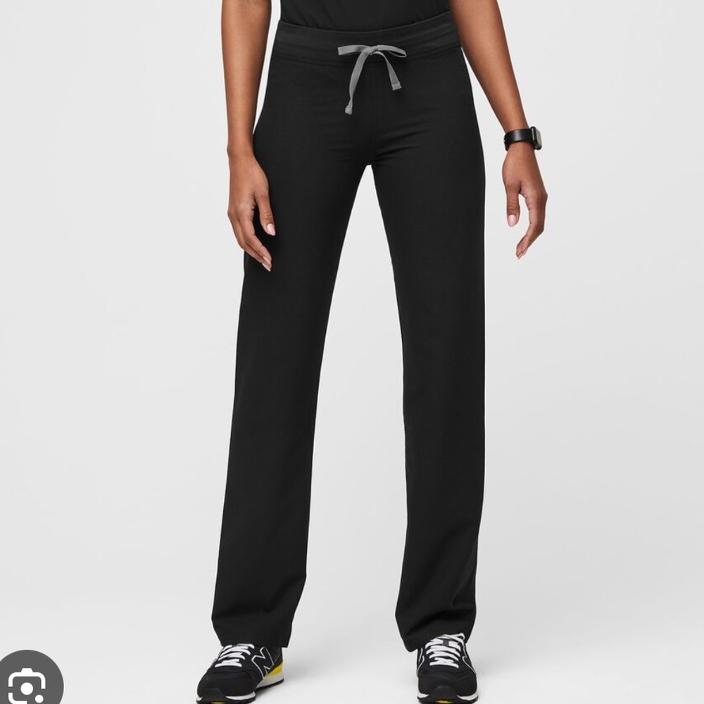 FIGS LIVINGSTON BLACK SCRUB PANTS